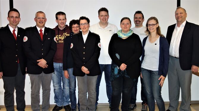 Der neue Vorstand der DRK-Ortsgruppe Bad Urach: (von links) Michael Schweizer, Thomas Leopoldt, Michael Bauer, Ulrike Obermaier,