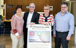 Heike Brucklacher, Dieter Möhler, Corinna Schell und Dieter Schmid (von links) vom Finanzamt Reutlingen berichteten dem GEA, was