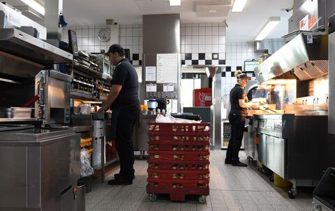 Burger King: Blick in die Küche der Filiale an der Föhrstraße.
