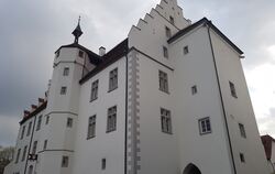 Das Schloss in Trochtelfingen besteht seit über 500 Jahren. Dort ist heute unter anderem die Grundschule untergebracht.FOTO: FIS