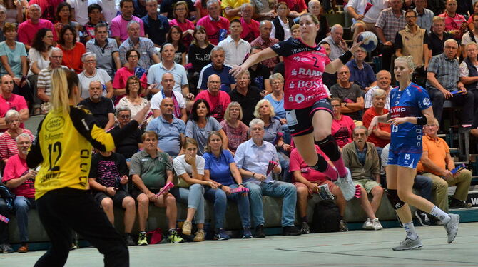 Die Handball-Heimspiele der Metzingerinnen werden mittelfristig nicht mehr in der Öschhalle ausgetragen werden können. Foto: Nie