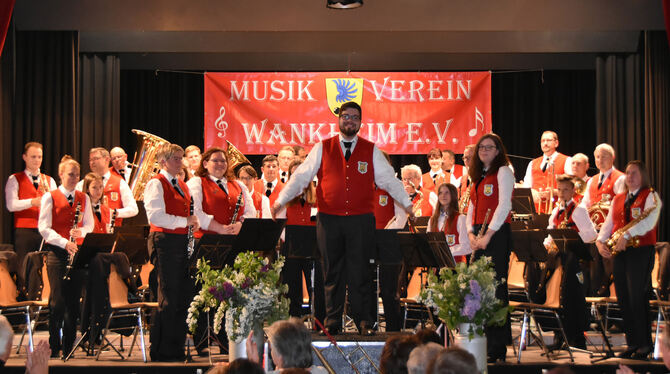 Viel Applaus für den Musikverein Wankheim beim Frühjahrskonzert.  FOTO: VEREIN