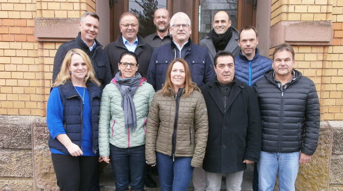 Diese Bewerber treten für die CDU und Unabhängigen in Ohmenhausen an. FOTO: PRIVAT