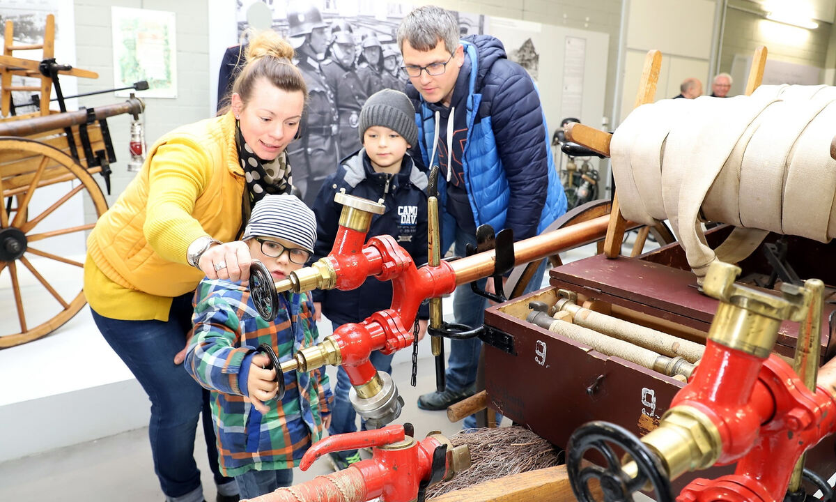 online_bildergalerie%20nacht%20der%20feuerwehr%20reutlingen%2015