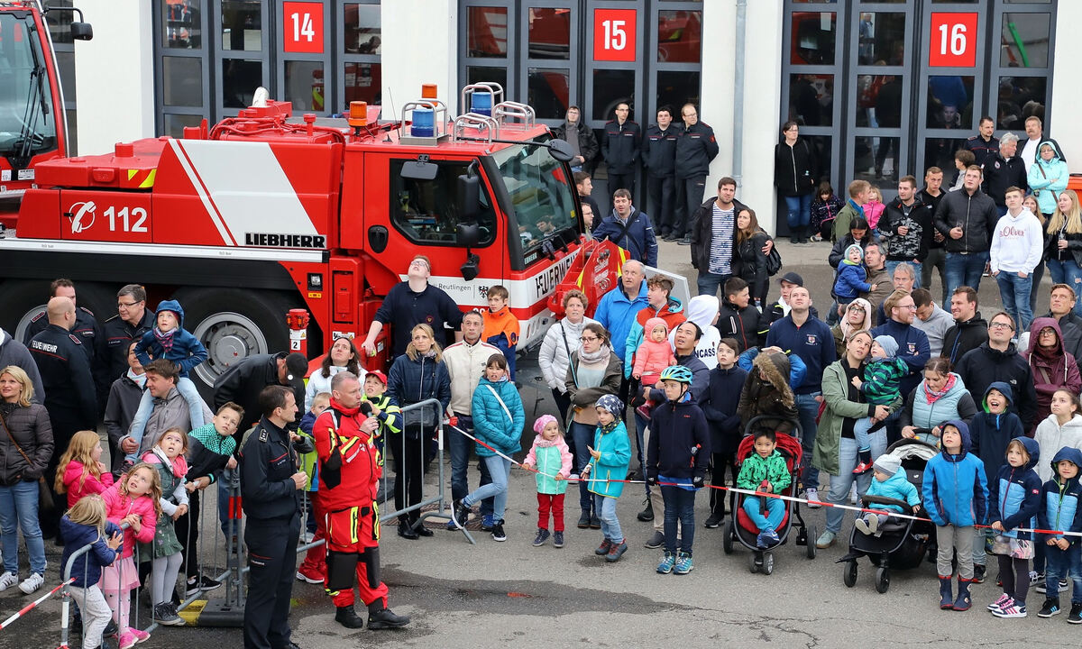 online_bildergalerie%20nacht%20der%20feuerwehr%20reutlingen%2011