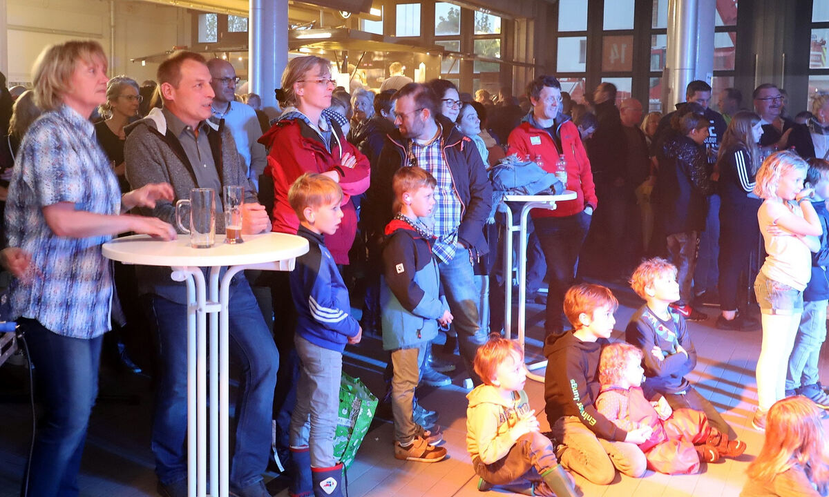 online_bildergalerie%20nacht%20der%20feuerwehr%20reutlingen%2001