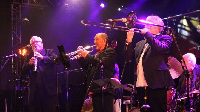 Die Greyhound Jazzmen beim Benefizkonzert im franz.K.  FOTO: SPIESS
