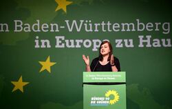 Lena Schwelling, Vorsitzende der Grünen Jugend in Baden-Württemberg, spricht beim Landesparteitag von Bündnis 90/Die Grünen in B