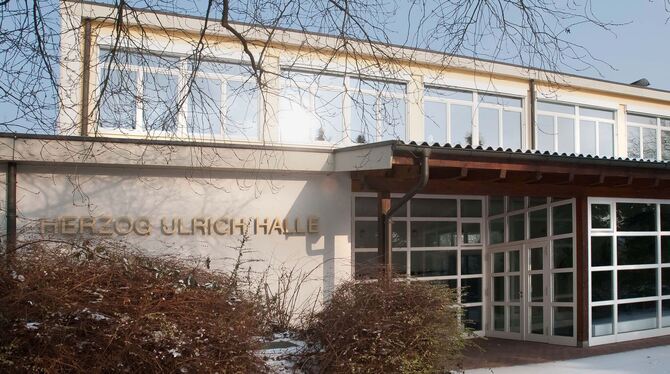 Der Sanierungsfall Herzog-Ulrich-Halle beschäftigt die Reichenecker. Foto: Archiv