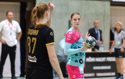 Ist die erste deutsche Handballerin, die nach Russland wechselt: Metzingens Kapitän Julia Behnke.  FOTO: PIETH