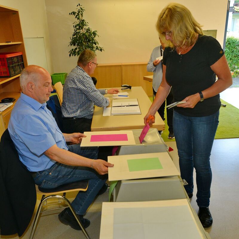 pel-2705-4wahl eningen-niethammer