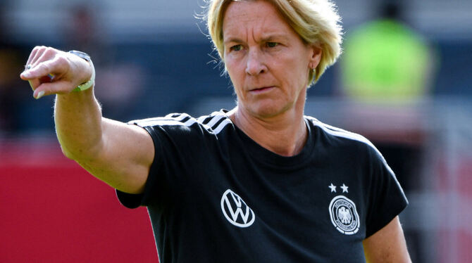 Wegweisend im Frauenfußball: Bundestrainerin Martina Voss-Tecklenburg. FOTO: EIBNER