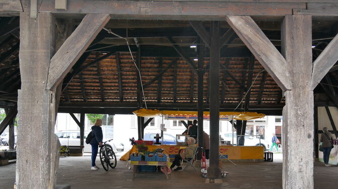 Der Wochenmarkt am Mittwoch auf dem Kelternplatz in Metzingen bereitet den Verantwortlichen Sorgen. Mehr Stände und mehr Kunden