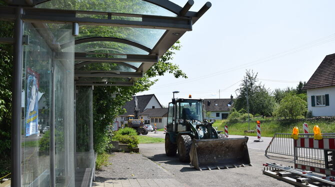 Der Umbau der Haltestelle hat begonnen.