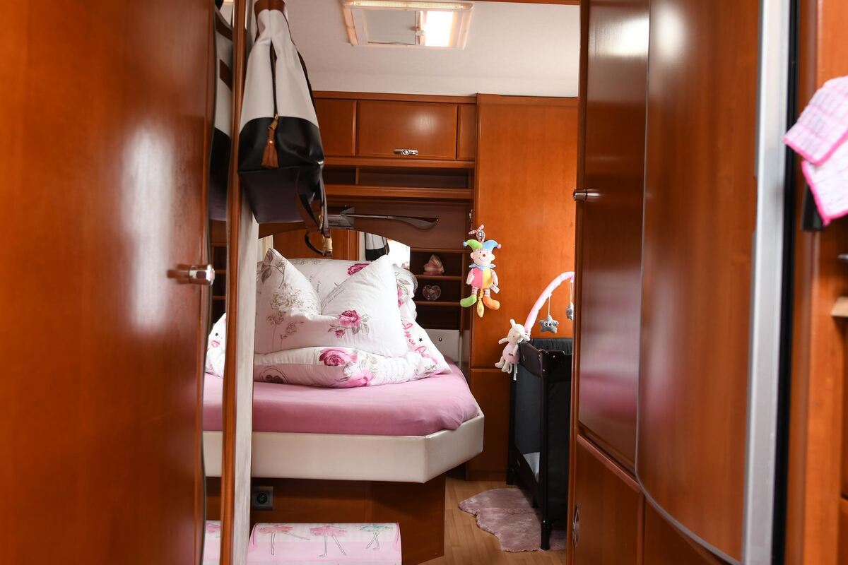 Schlafzimmer und Kinderzimmer sind eins. Schlafzimmer und Kinderzimmer sind eins.