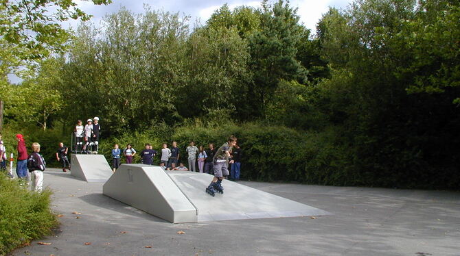 2002 wurde die Skateranlage beim BZN eingeweiht (Foto). Die  Sicherheits- anforderungen  sind unterdessen gestiegen. FOTO: STADT