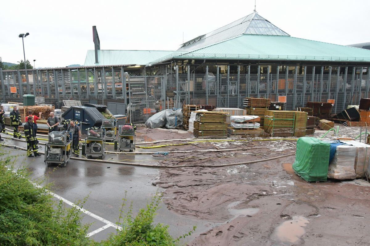 Eindrücke vom Hochwasser beim Hornbach in Tübingen Bilder