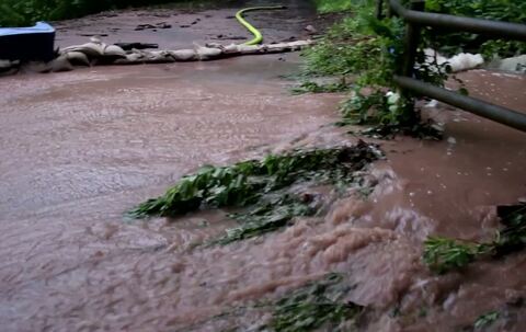 Hochwasser am Hornbach in Tübingen
