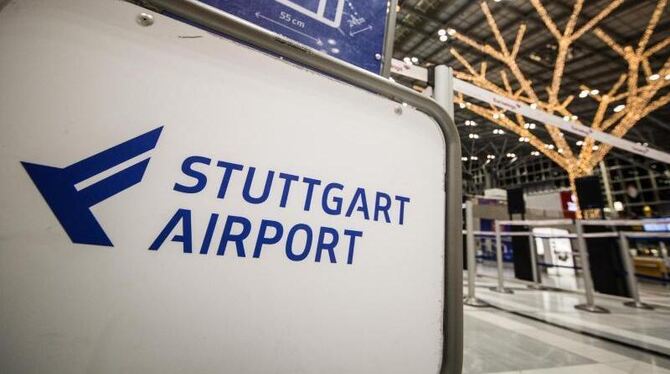 Ein Schild mit der Aufschrift »Stuttgart Airport«