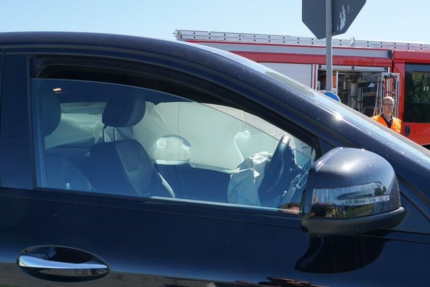 06_19_B465_Motorradunfall_06