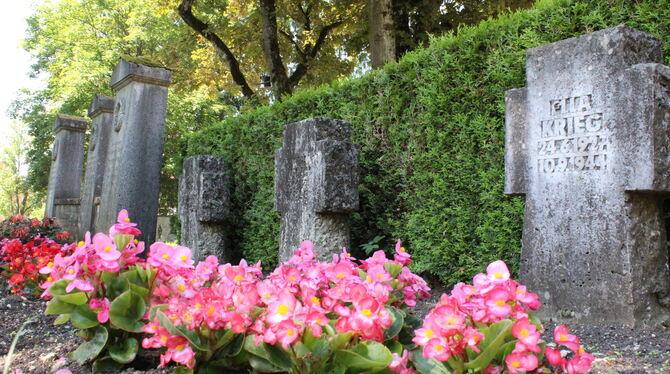 Die Stadt Münsingen übernimmt die Friedhofsverwaltung wieder selbst. FOTO: FISCHER