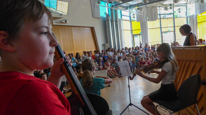 Die Begeisterung für Musik wecken: Ein breites musikalisches Spektrum präsentierte die Jugendmusikschule Steinlach mit ihren 1 2