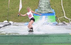 Ski Heil im Sommer? Klar, das geht. Zum achten Mal hat die Ski- und Snowboardabteilung des TSV Undingen den Waterslide-Contest a