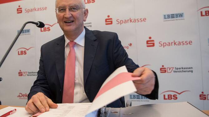 Der Präsident des Sparkassenverbandes Baden-Württemberg, Peter Schneider. Foto: dpa