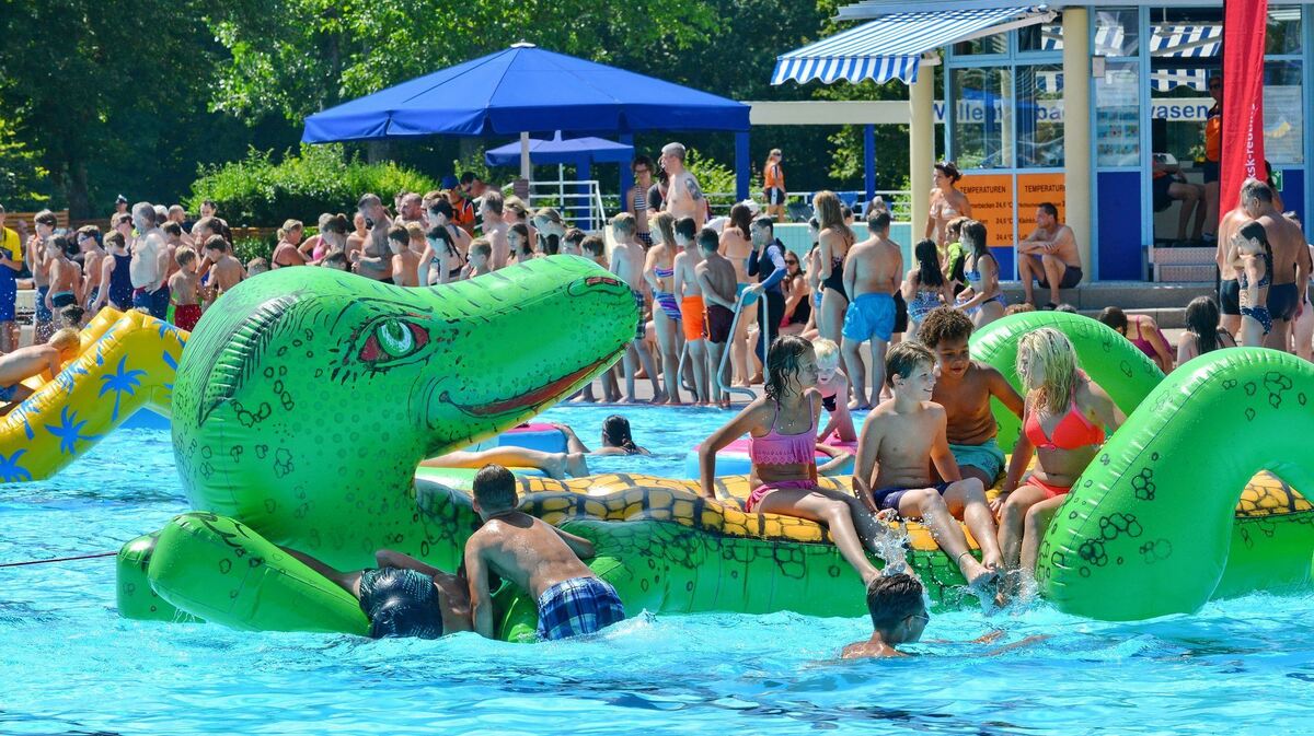 Stadt-0508-1Freibadfest-Niethammer