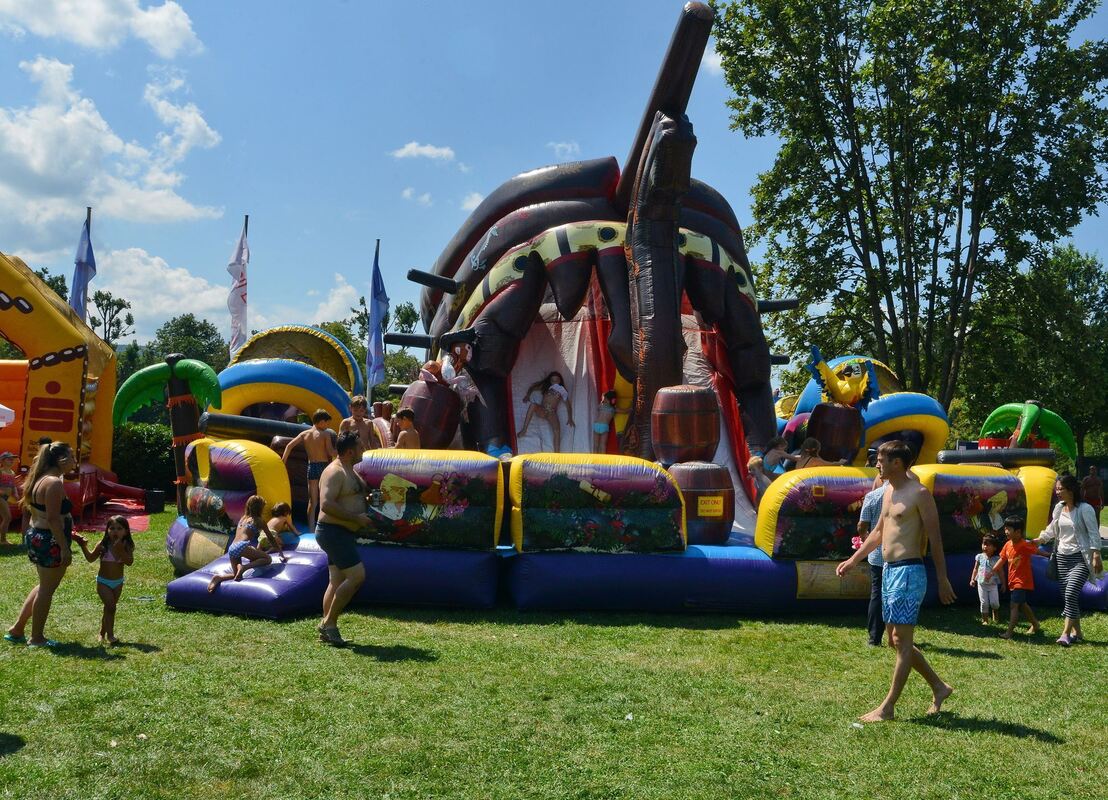 Stadt-0508-23Freibadfest-Niethammer