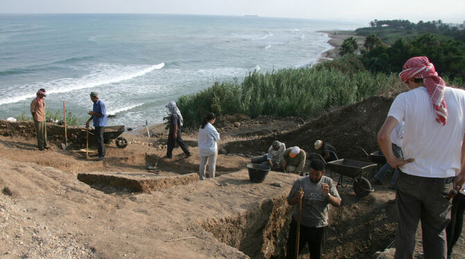 Die Wissenschaftler legen den vollständig erhaltenen Palast frei. Die Wissenschaftler legen den vollständig erhaltenen Palast frei.