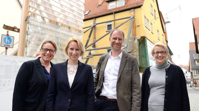 Arbeiten zusammen (von links): Simone Eckl (Stadt), Dr. Elke Nagel (Strebewerk Architekten), Ingmar Menzer (Wulf Architekten) u