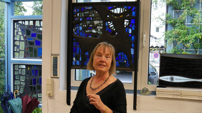 Winni Victor im Atelier ihres Vaters, das sie heute als Arbeitsraum nutzt. Winni Victor im Atelier ihres Vaters, das sie heute als Arbeitsraum nutzt.