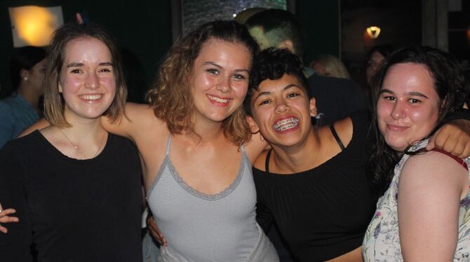 Ziemlich gut drauf: Die Stimmung bei der Livenacht war bestens. Ziemlich gut drauf: Die Stimmung bei der Livenacht war bestens.