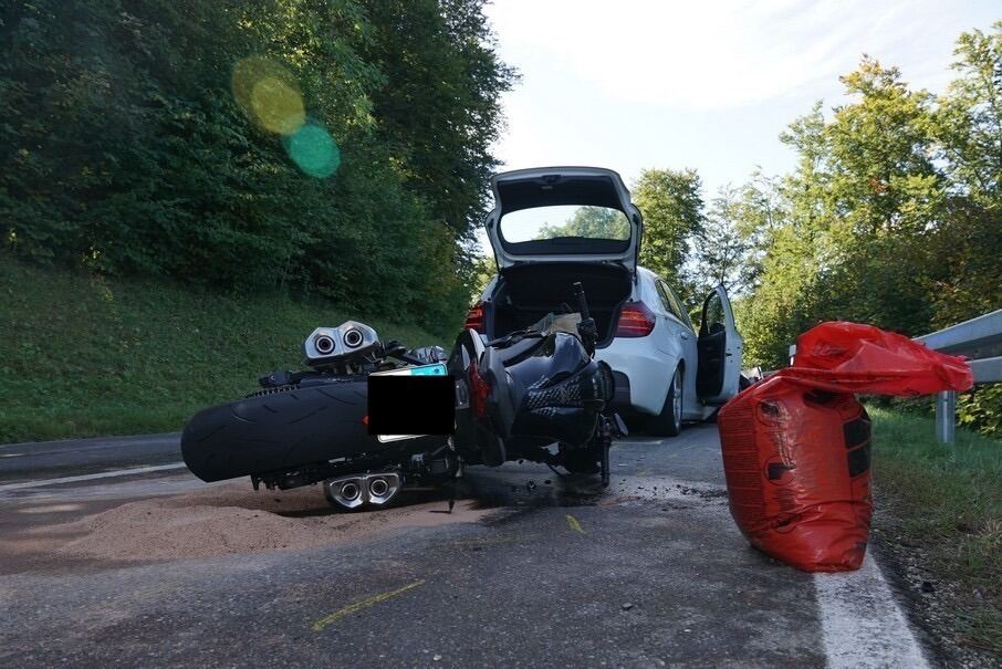 09_19_Motorradunfall_K6734_05