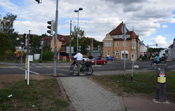 Nach dem Bau der Echazbrücke kommen Radler an der viel befahrenen Kreuzung in Kirchentellinsfurt gar nicht mehr vorbei, sondern 