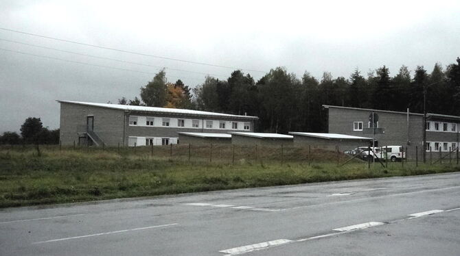 40 Menschen leben derzeit in den beiden Gebäuden. Insgesamt können in Degerschlacht 114 Geflüchtete untergebracht werden. FOTO: 40 Menschen leben derzeit in den beiden Gebäuden. Insgesamt können in Degerschlacht 114 Geflüchtete untergebracht werden. FOTO: