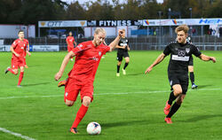 Brachte den SSV in Bissingen in Führung und erzielte das erste Reutlinger Auswärtstor in dieser Saison: Willie Sauerborn (links)