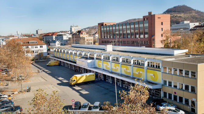 Die Paketpost, als sie noch Paketpost war. Über die künftig Nutzung des Gebäudes wird diskutiert – die Grünen wünschen sich eine