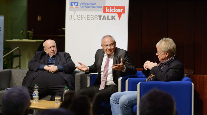 Meistens einer Meinung: (von links) Reiner Calmund, Felix Magath und Christoph Fischer diskutieren beim kicker-Business-Talk in