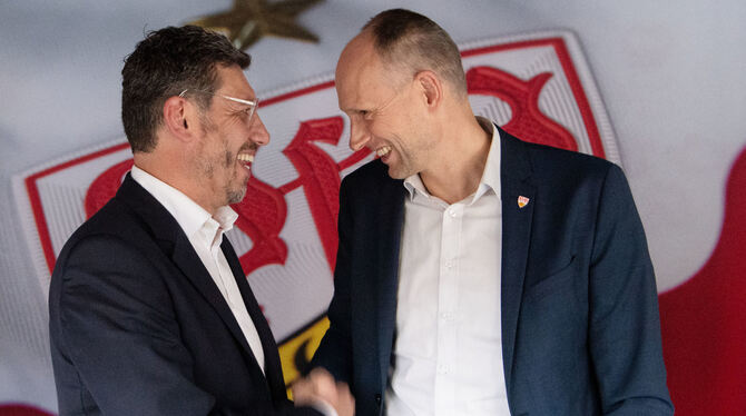 Wollen VfB-Präsident werden: Ob es Christian Riethmüller (rechts) oder Claus Vogt wird, entscheiden die Mitglieder.foto: dpa