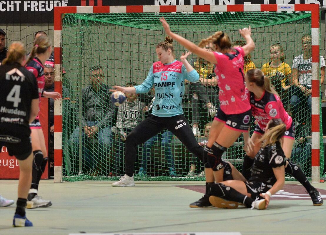 Sport-1111-3Tussies-Niethammer