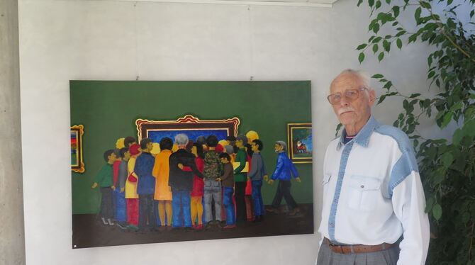 Siegfried Benndorf vor seiner Malerei mit dem Titel »Das Bild« im Undinger Rathaus. foto: krauth
