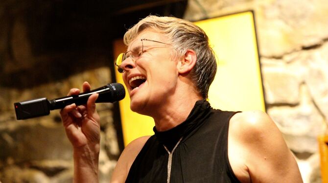 Mit Stimme und Leidenschaft: Sängerin Tanja Telschow in der »Mitte«. Foto: Spiess