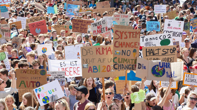 Die Demonstrationen von Fridays for Future sind umstritten, etwa weil sie während der Schulzeit stattfinden.Foto: dpa