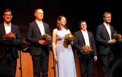 Singer Pur gastierten zu fünft in Reutlingen. Von links: Manuel Warwitz, Markus Zapp,  Claudia Reinhard, Christian Meister und M