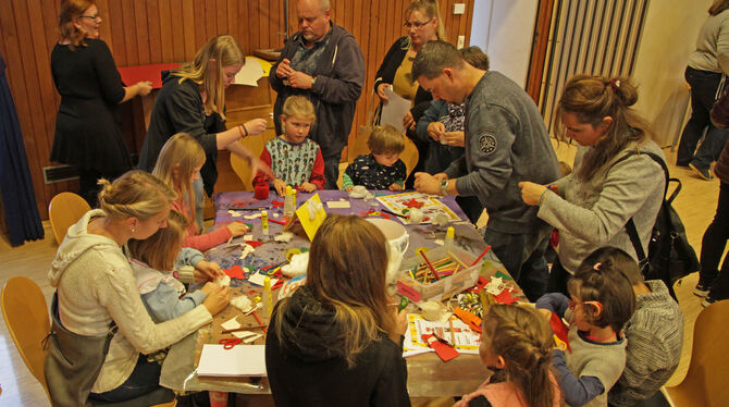 Kirche als einladender Akteur im Stadtteil: die Herbstwerkstatt in Orschel-Hagen.  FOTO: PR