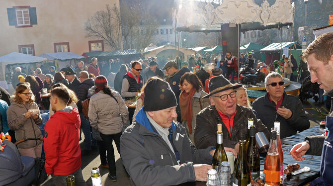 Der stimmungsvolle Weihnachtsmarkt in Zwiefalten feierte sein 25-Jahr-Jubiläum.