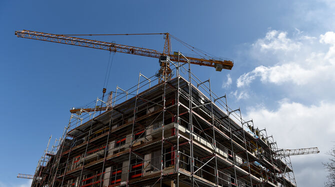 Dettingen möchte Bauland entwickeln und wünscht sich, das s möglichst schnell die Häuser gebaut werden. Foto: dpa
