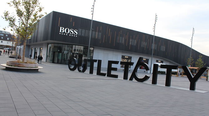 Die Einkaufsmöglichkeiten in Metzingen werden immer größer.   FOTO: ZMS